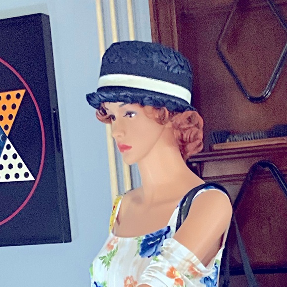 Antique straw pillbox hat - Picture 2 of 9